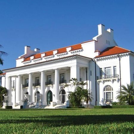 Beautiful Main House In West Palm Beach Buitenkant foto