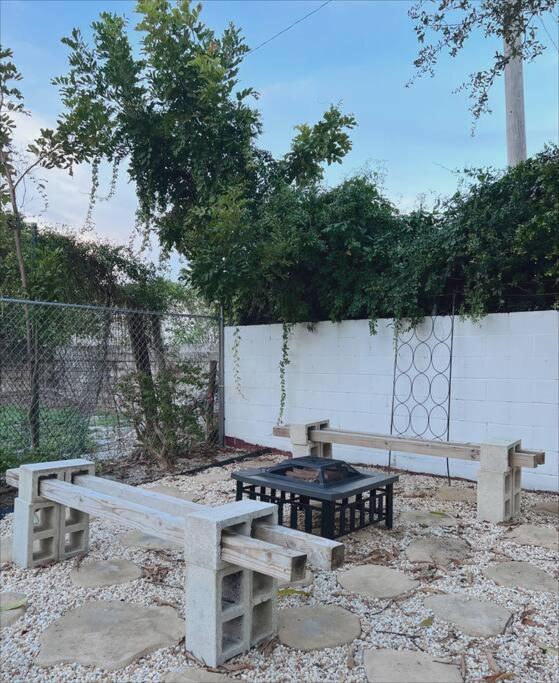 Beautiful Main House In West Palm Beach Buitenkant foto