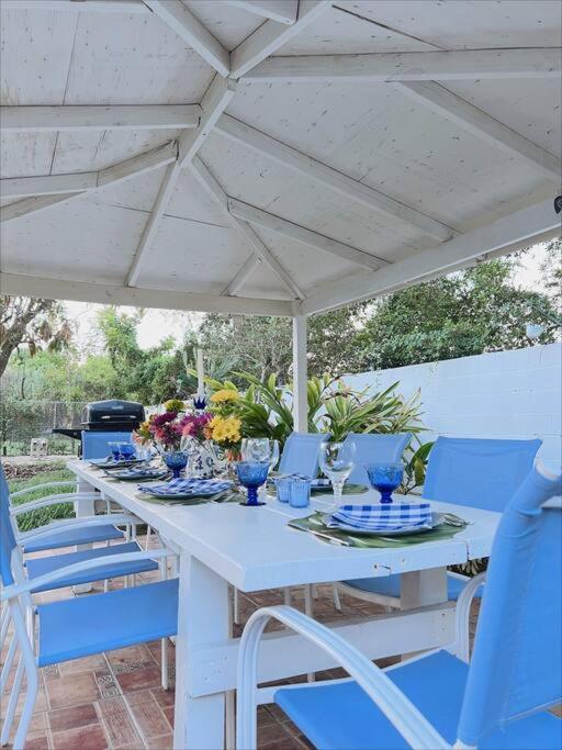 Beautiful Main House In West Palm Beach Buitenkant foto
